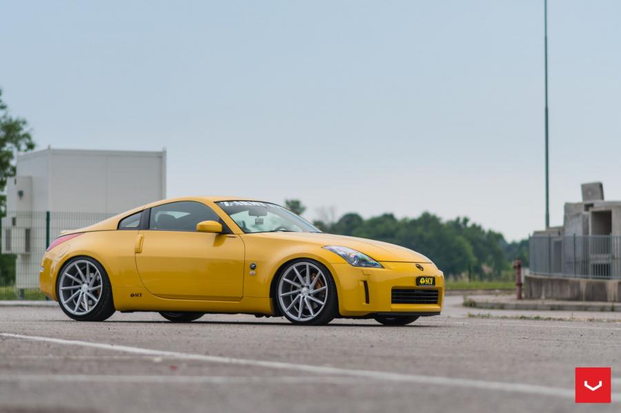  Nissan 350Z on Vossen Wheels (CVT) 2017 года  (фото 2 из 40)